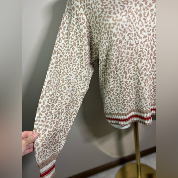 Splendid Knit Brown Leopard Pullover Sweater size Large - Picture 4 of 8
